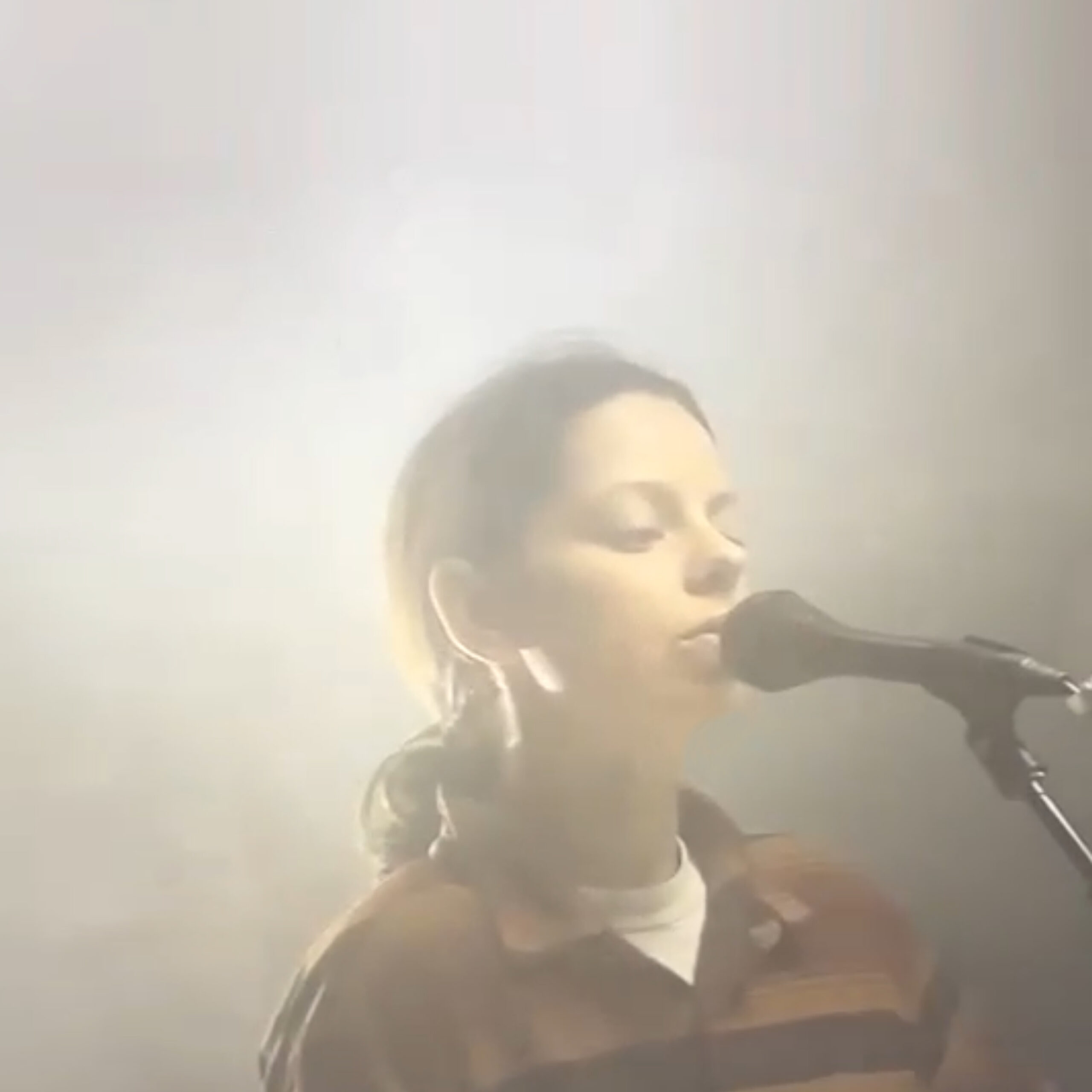 Tirzah - trip9love... - Albumartwork