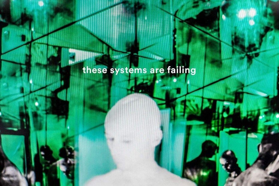 Moby - These Systems Are Failing (Albumcover)