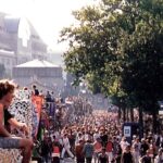 https://commons.wikimedia.org/wiki/File:Franconia-Love-Truck_1995.jpg?uselang=de#
